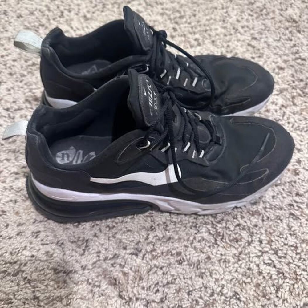Air Max 270 react - Picture 2 of 6